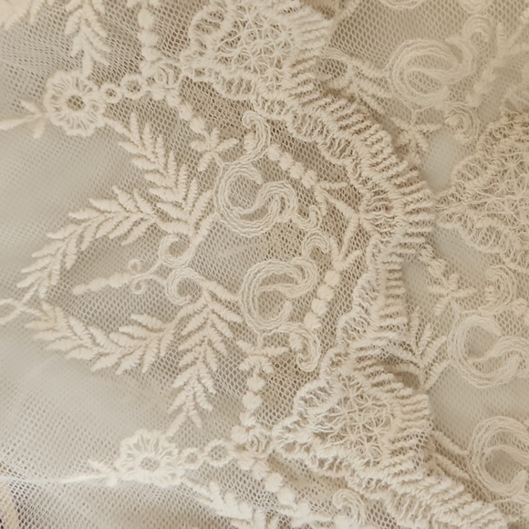 Umgee 4/$10 - Picture 7 of 8